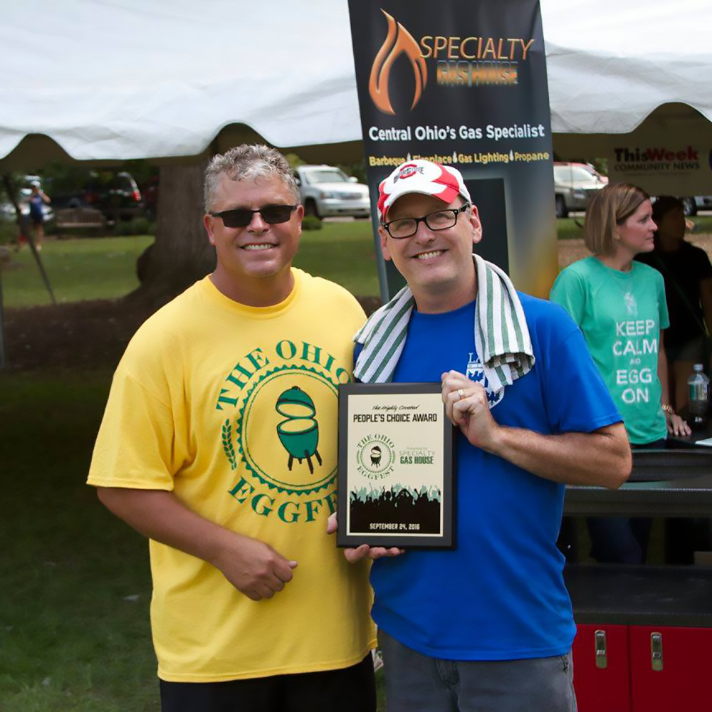 Winner peoples choice of the 2016 the ohio eggfest bbq competition big green egg team Lang Stone